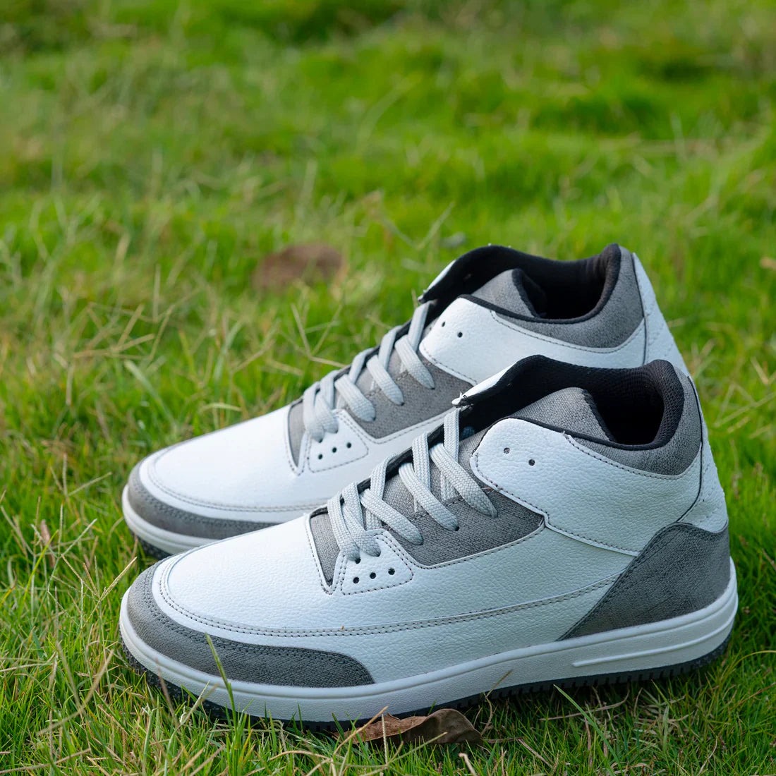 The Aurous Firestorm Ankle High Sneakers