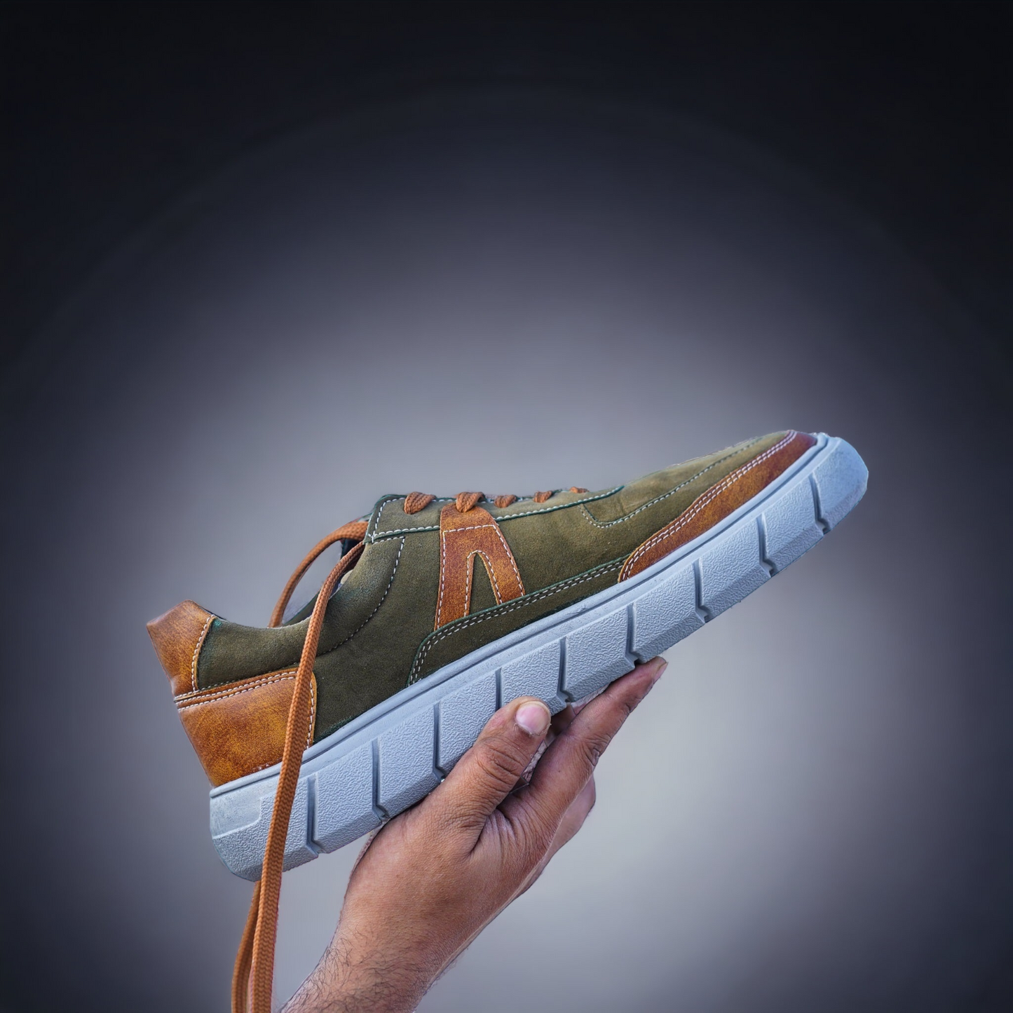 The Aurous Havock Tanned Sneakers