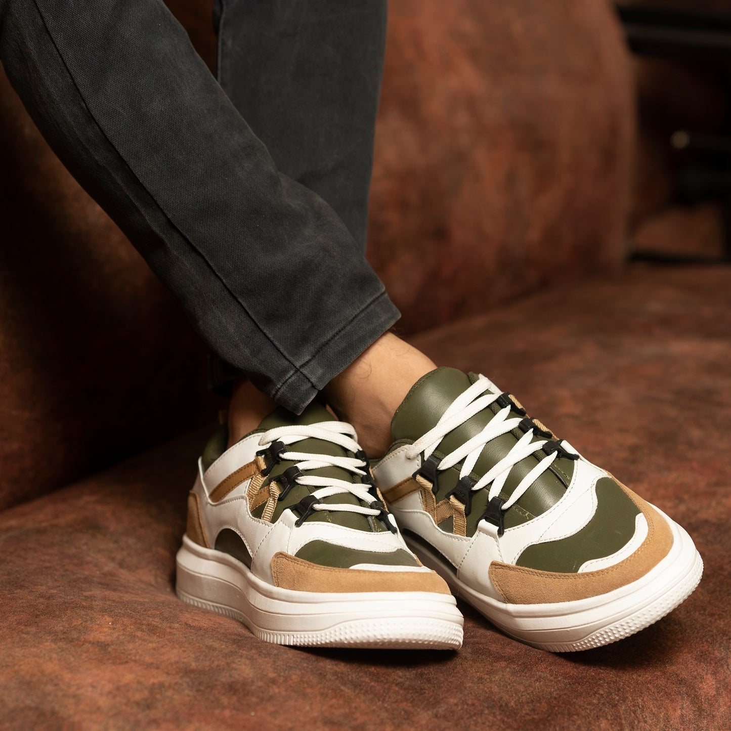 The Aurous Hawk Laceup Sneakers