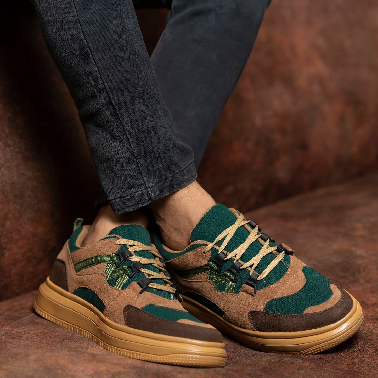 The Aurous Magnum Laceup Sneakers