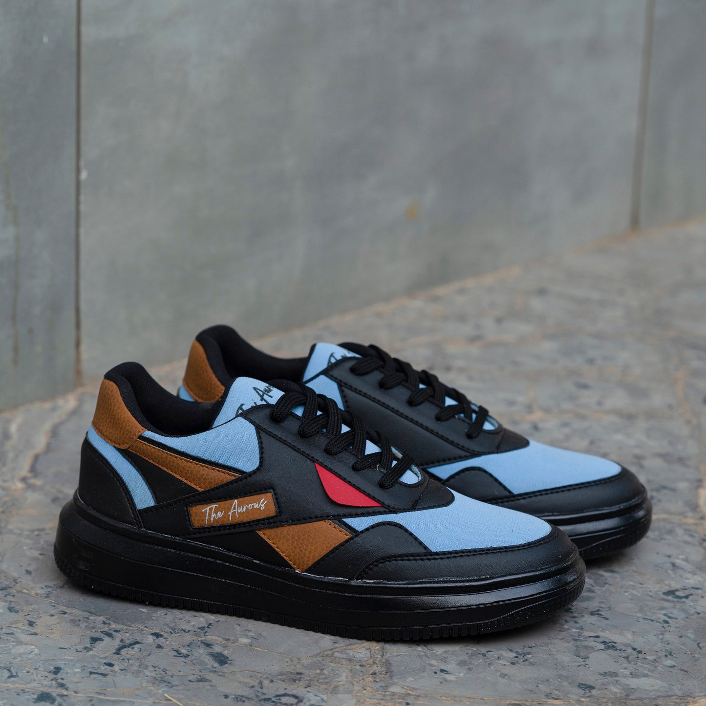 The Aurous Roar Laceup Sneakers