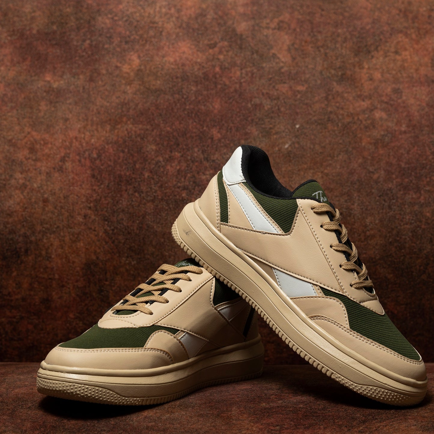 The Aurous Tremor Laceup Sneakers
