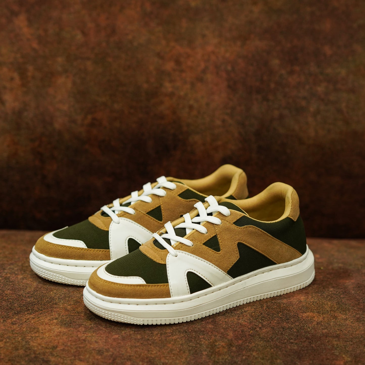 The Aurous Evoke Olive Laceup Sneakers