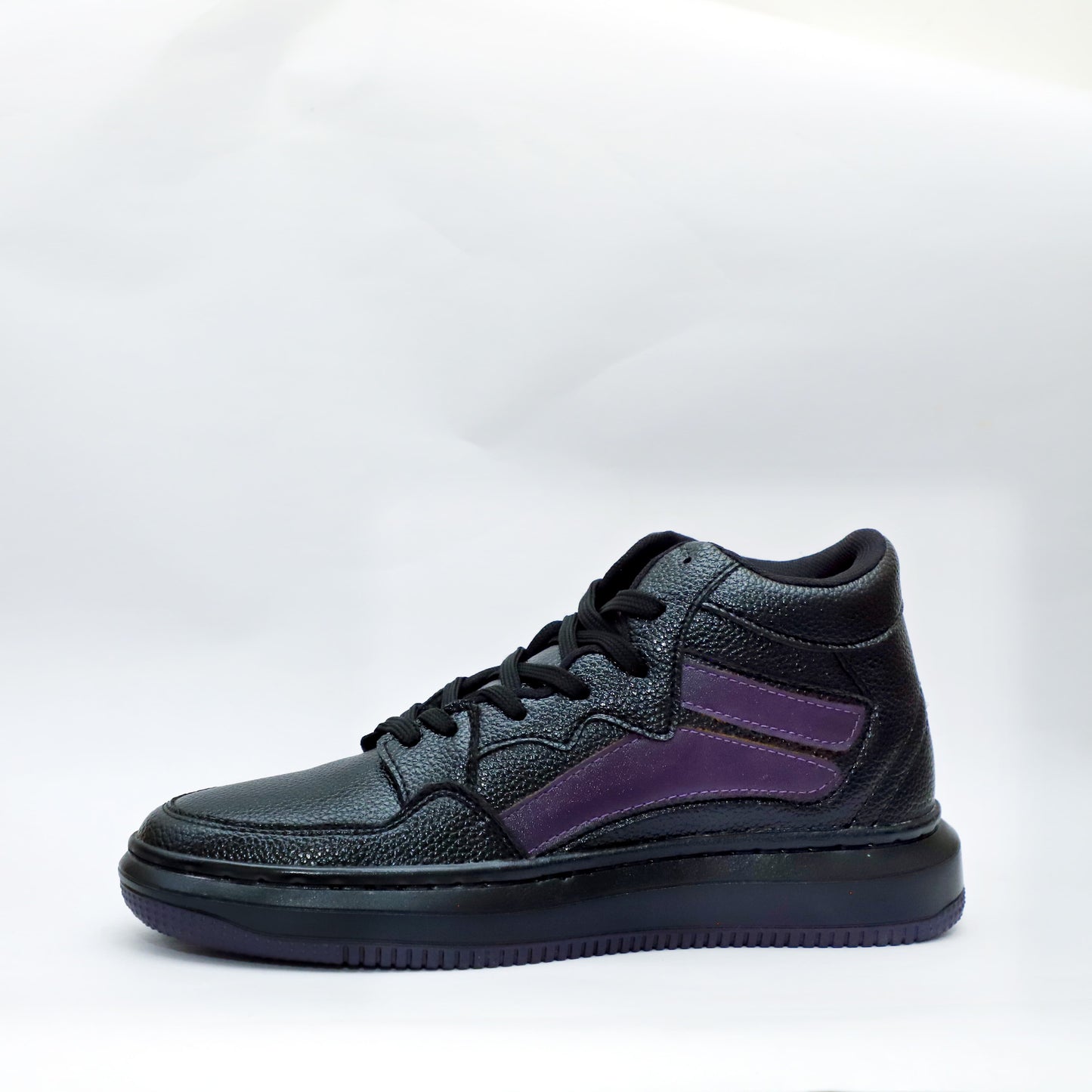 The Aurous Raven Black Laceup Sneakers