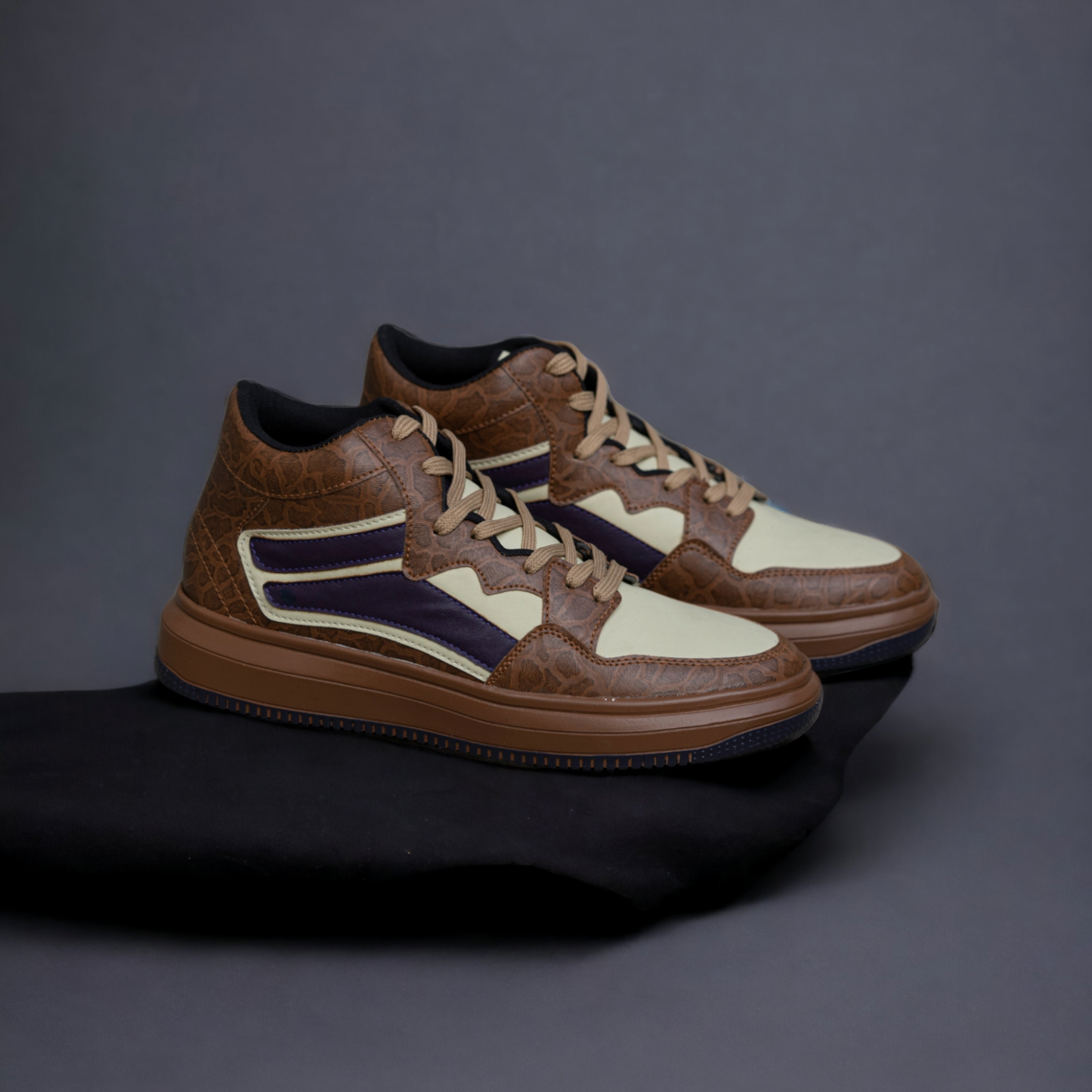 The Aurous Raven Laceup Sneakers