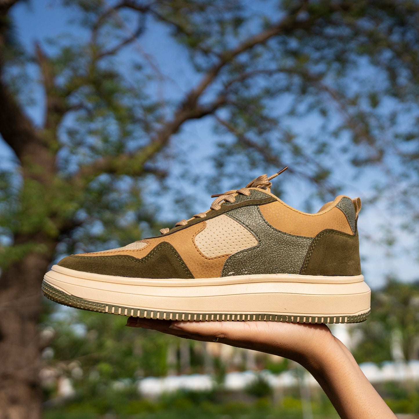 The Aurous Blaze Laceup Sneakers - All Color