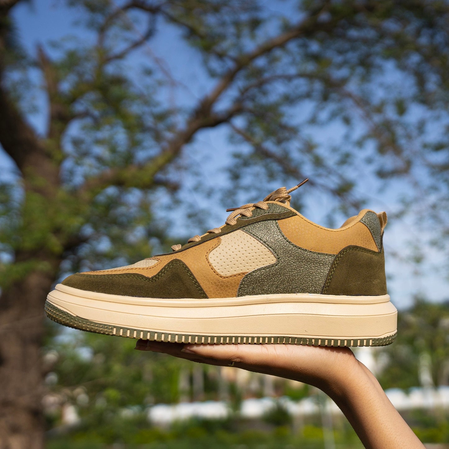 The Aurous Blaze Laceup Sneakers - Eco Green Edition