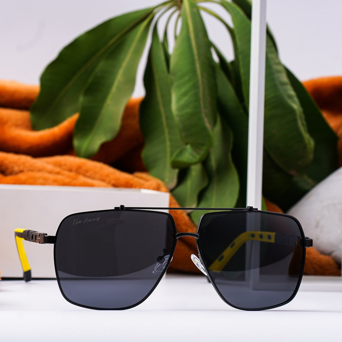 The Aurous Quad Polarized Square Sunglasses