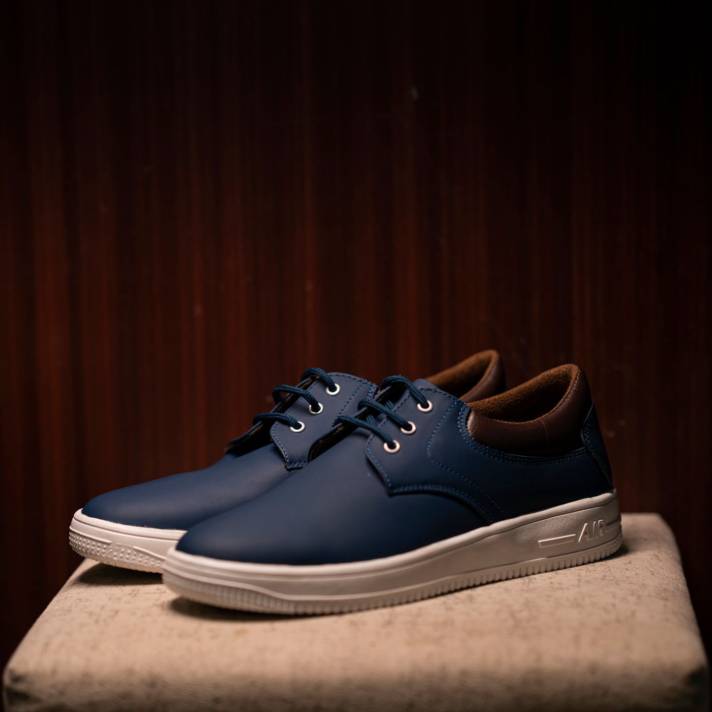 The Aurous Genuine Leather Tan Sneakers