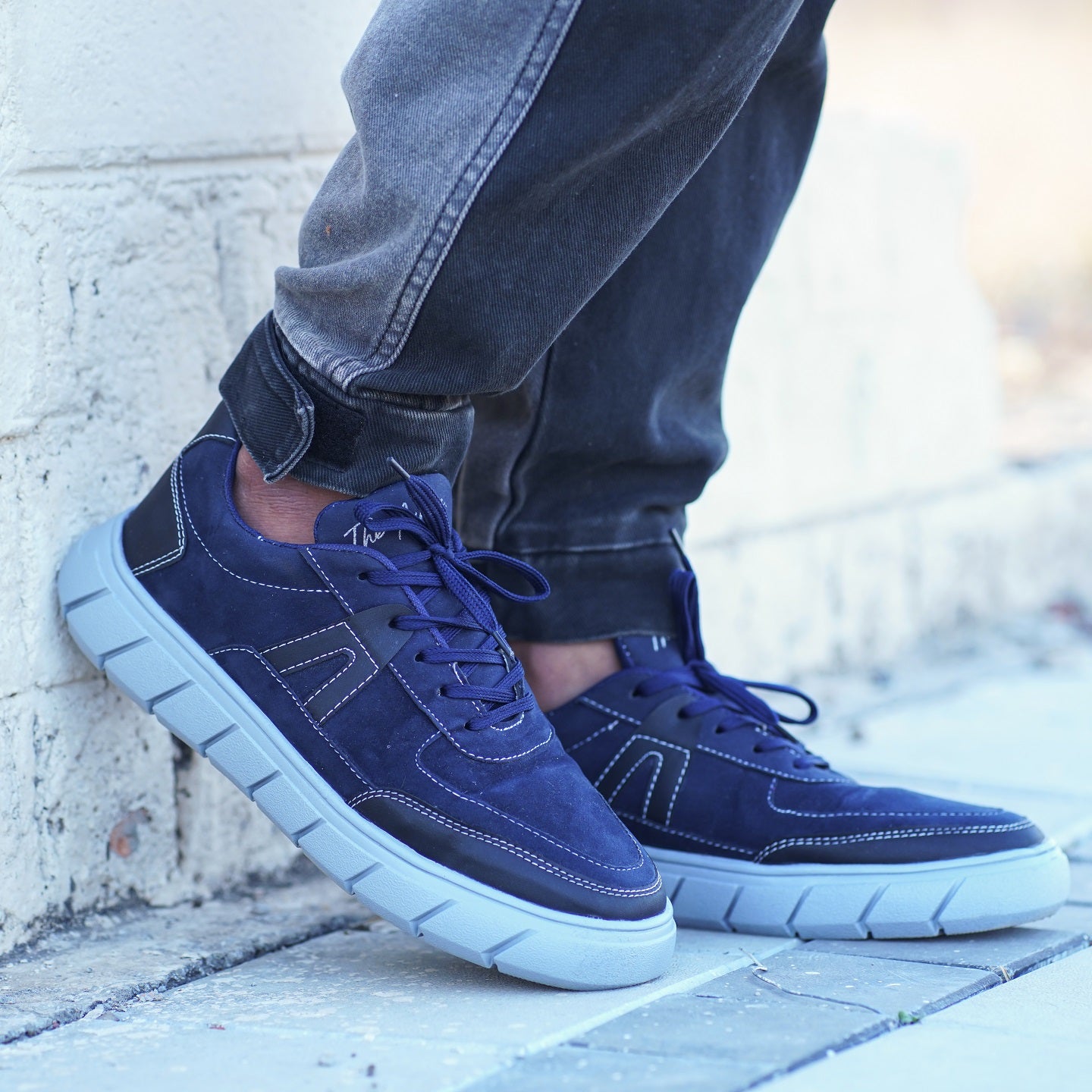 The Aurous Havock Tanned Sneakers
