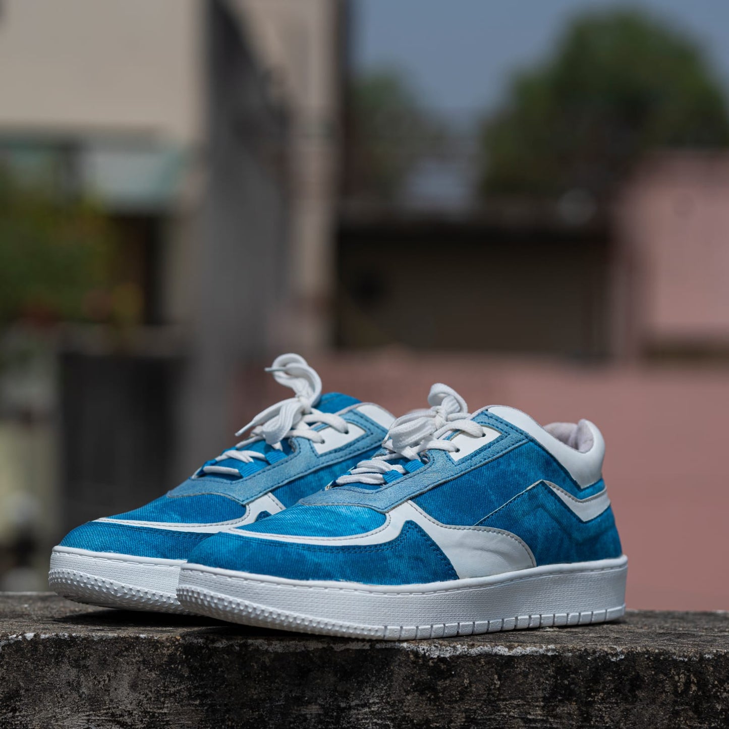 The Aurous Sapphire Laceup Sneakers