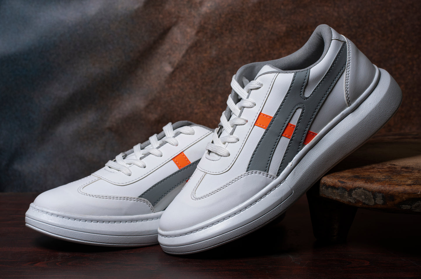 The Aurous Euphoria Lace up Sneakers