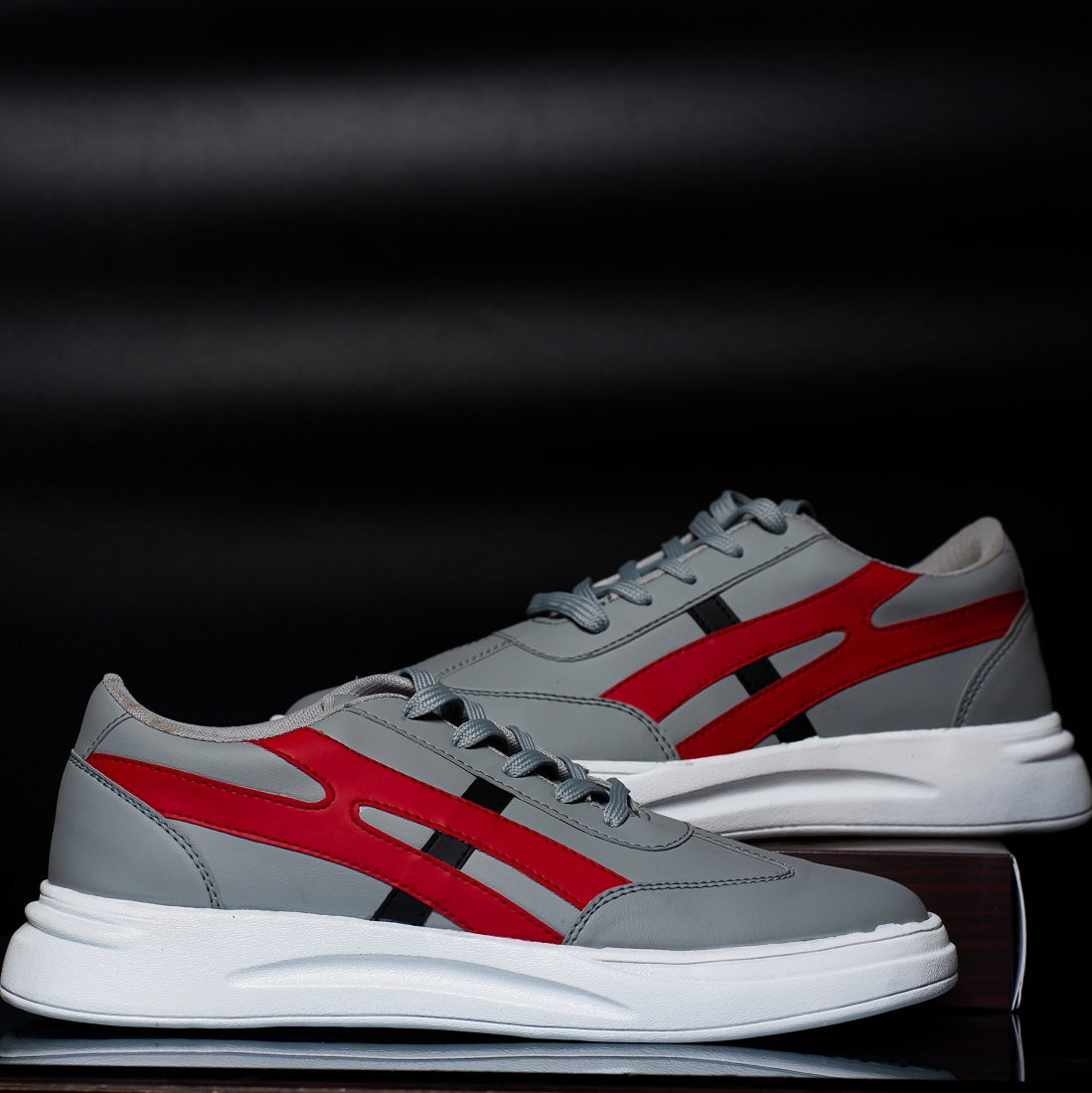 The Aurous Euphoria Lace up Sneakers