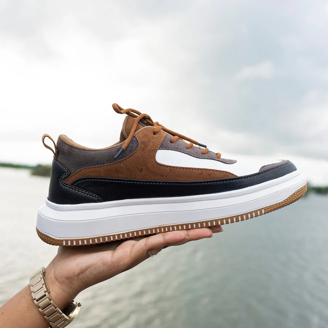 The Aurous Canyon Laceup Sneakers