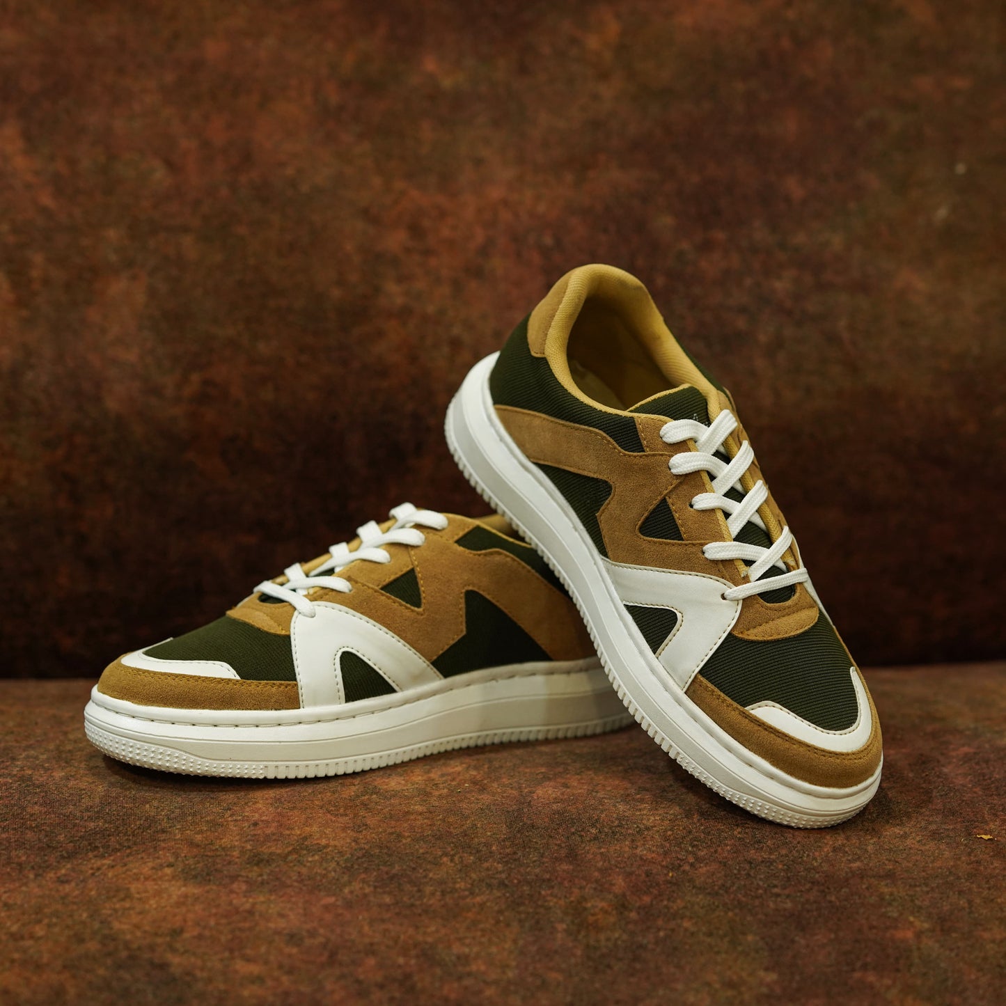 The Aurous Evoke Olive Laceup Sneakers