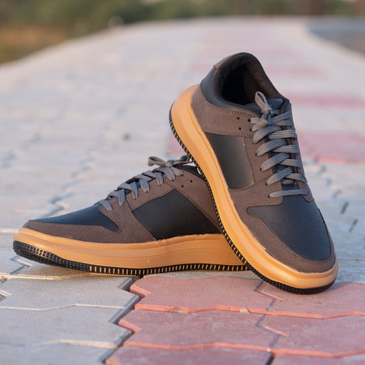 Quito Laceup Sneakers