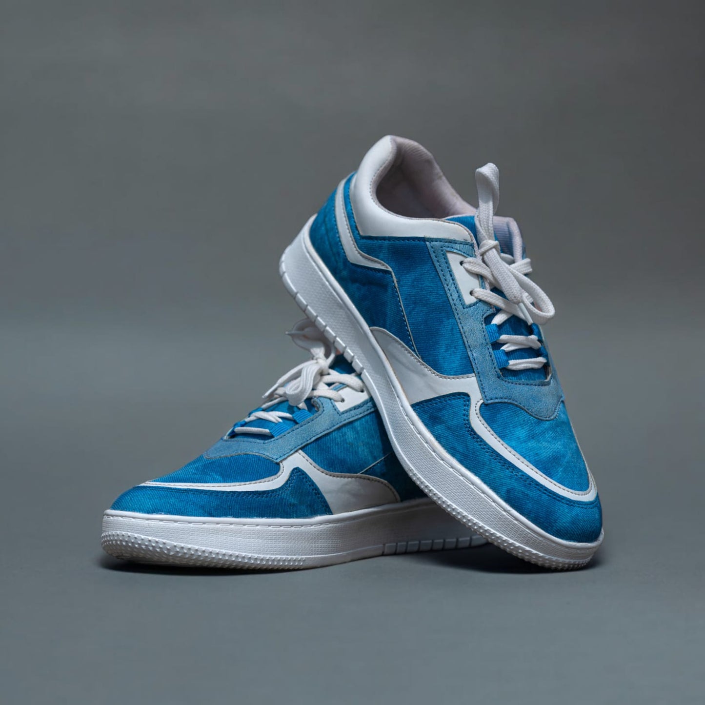 The Aurous Sapphire Laceup Sneakers