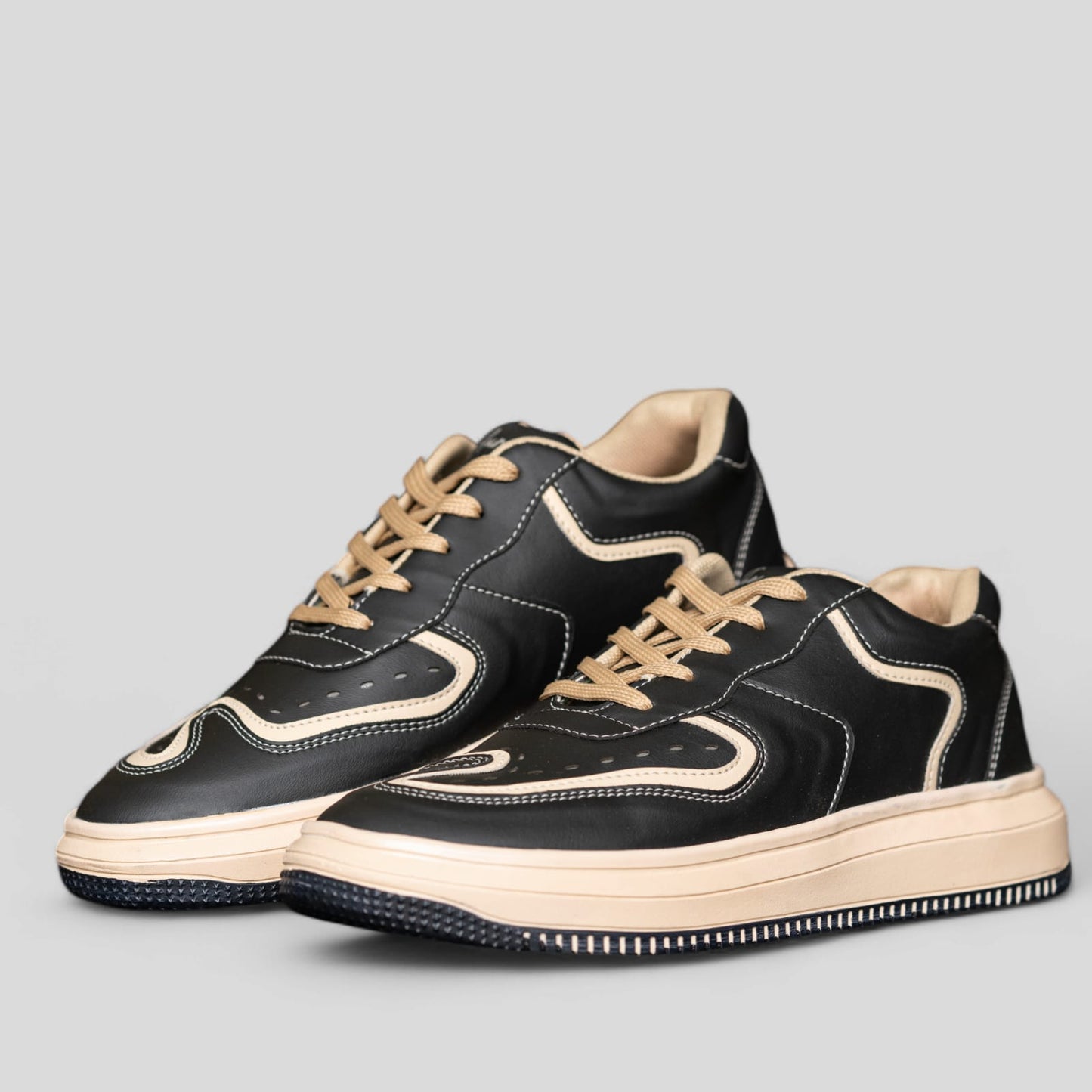 The Aurous Matteo Laceup Sneakers