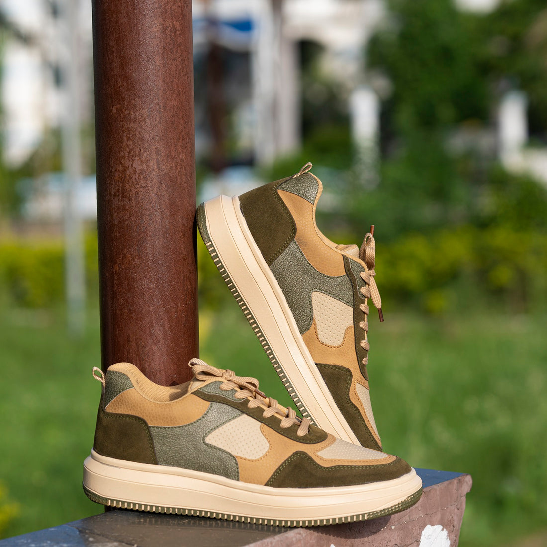 The Aurous Blaze Laceup Sneakers - Eco Green Edition