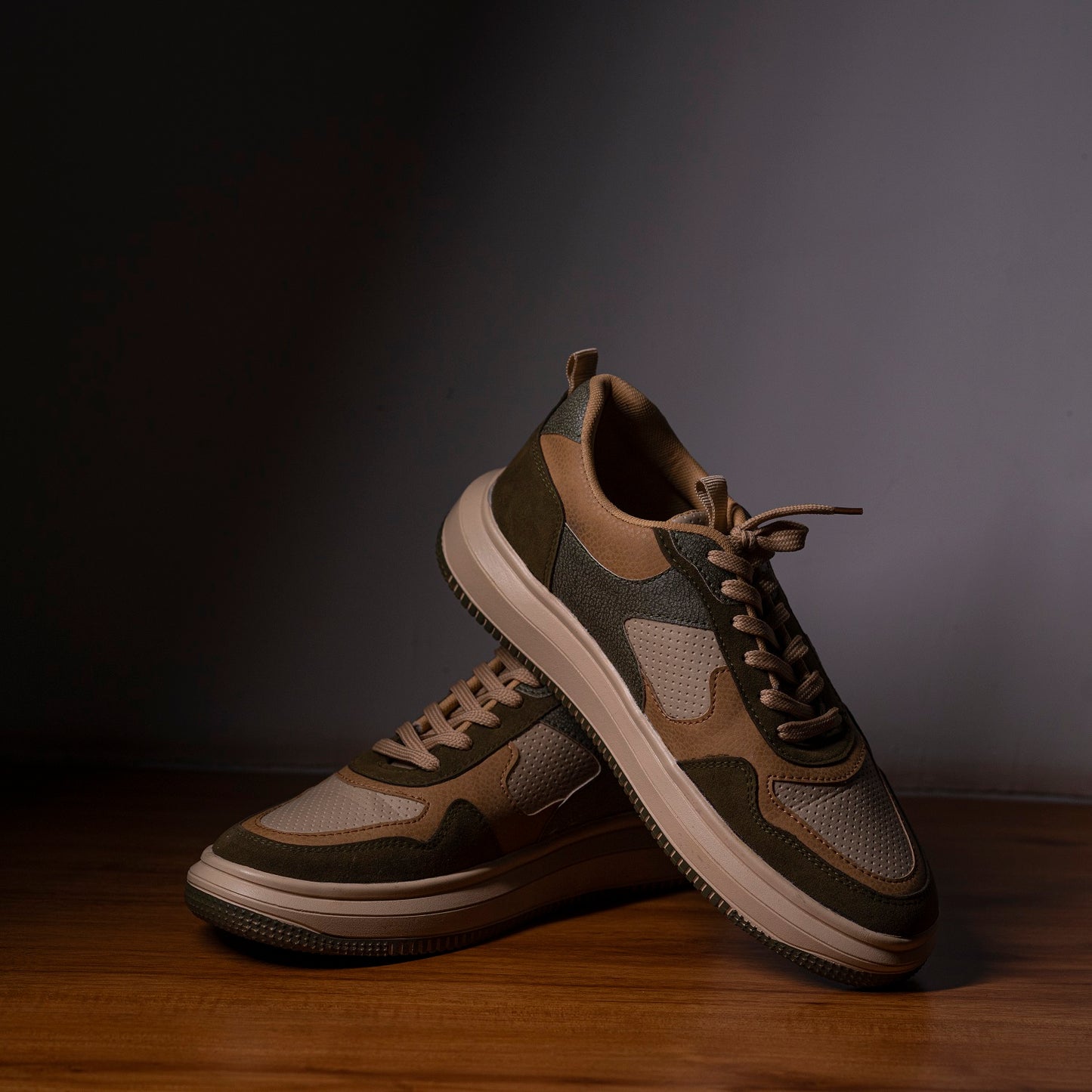 The Aurous Blaze Laceup Sneakers - Eco Green Edition