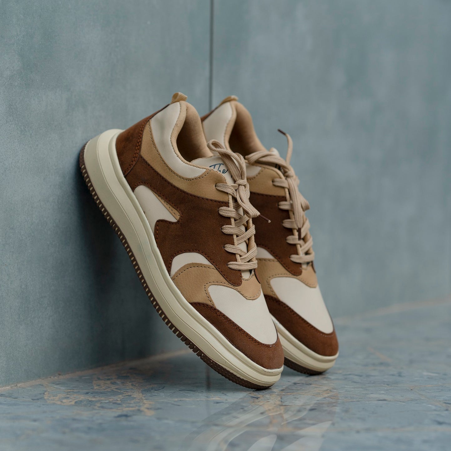 The Aurous Falcon Brown Sneakers