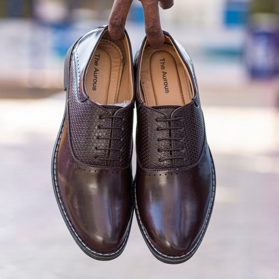 The Aurous Montana Laceup Formal Oxford Shoes
